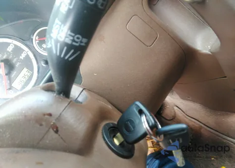 2003 Honda Cr-V Lx z USA, uszkodzony, nr VIN JHLRD68483C005202